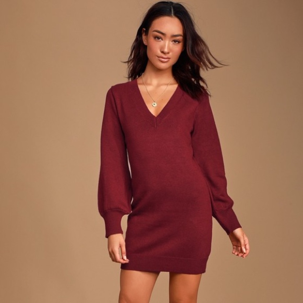 Wine red v-neck sweater dress